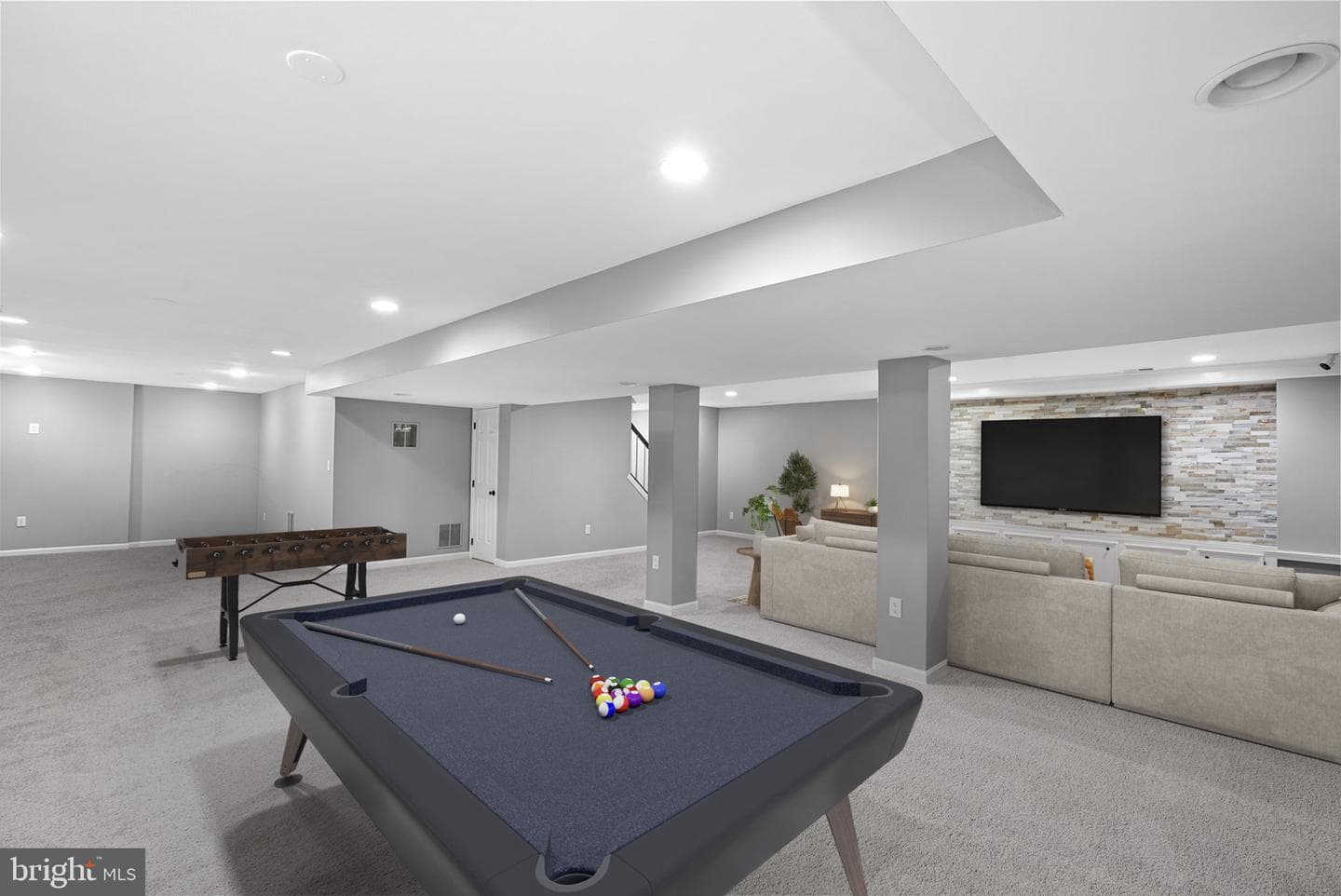 21247 Smokehouse Court photo 37