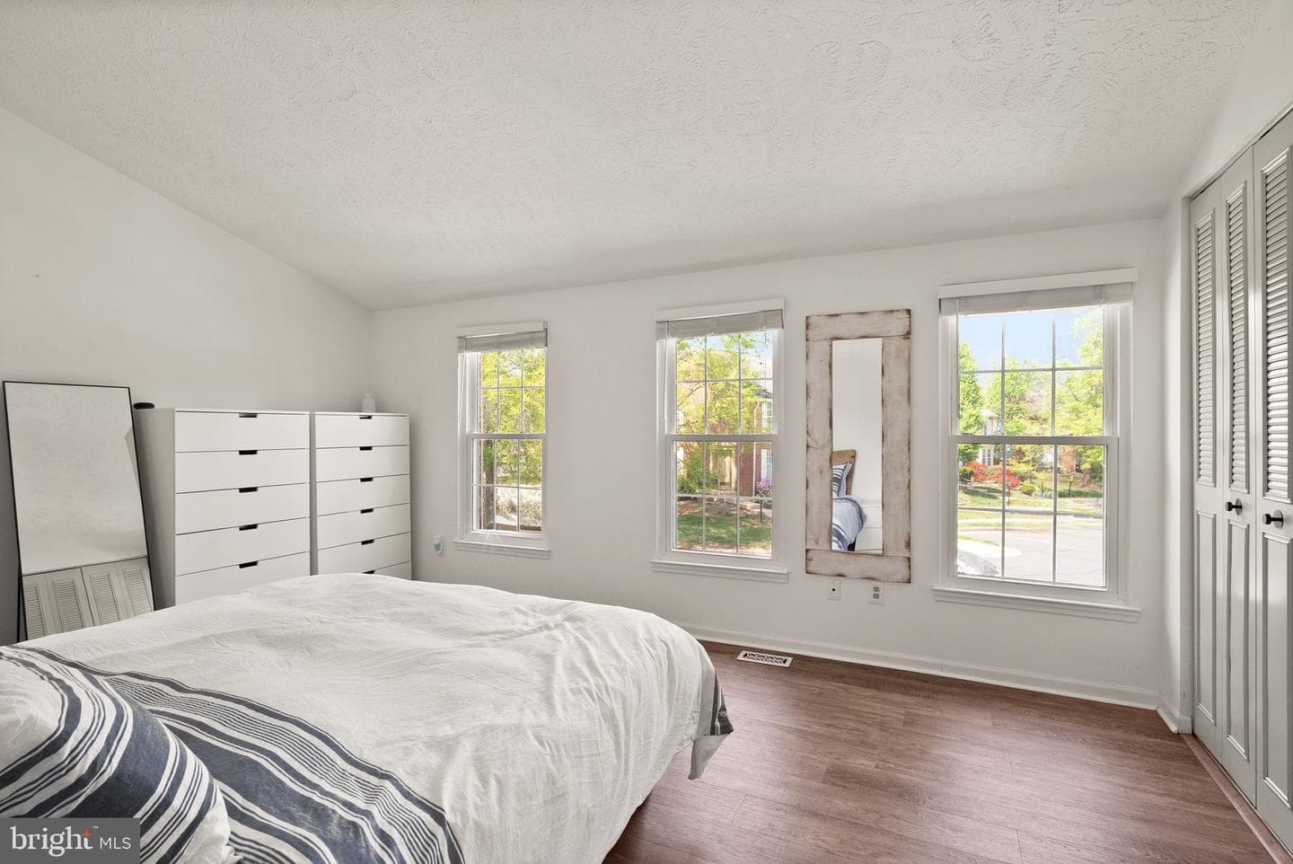 44021 Ferncliff Terrace photo 27