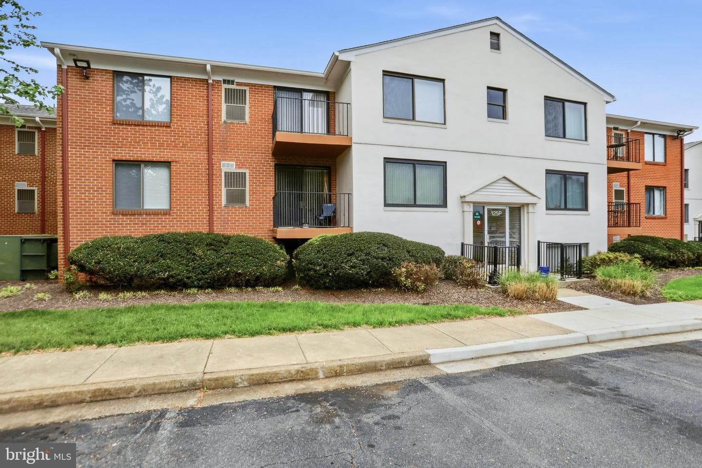 125-P Clubhouse Drive SW #10