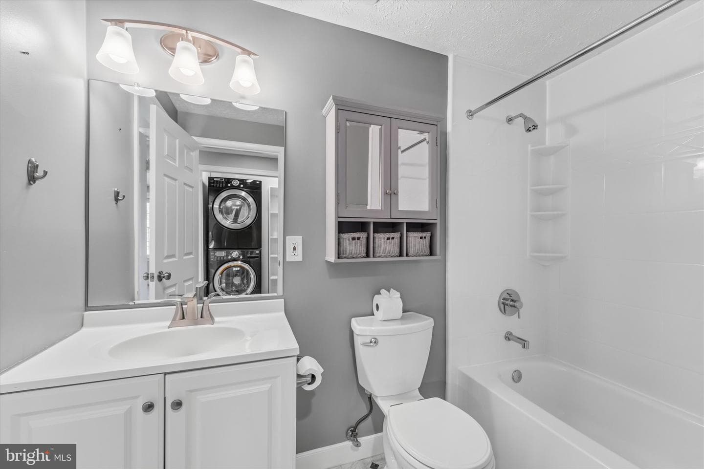 114 Birch Street NE photo 19