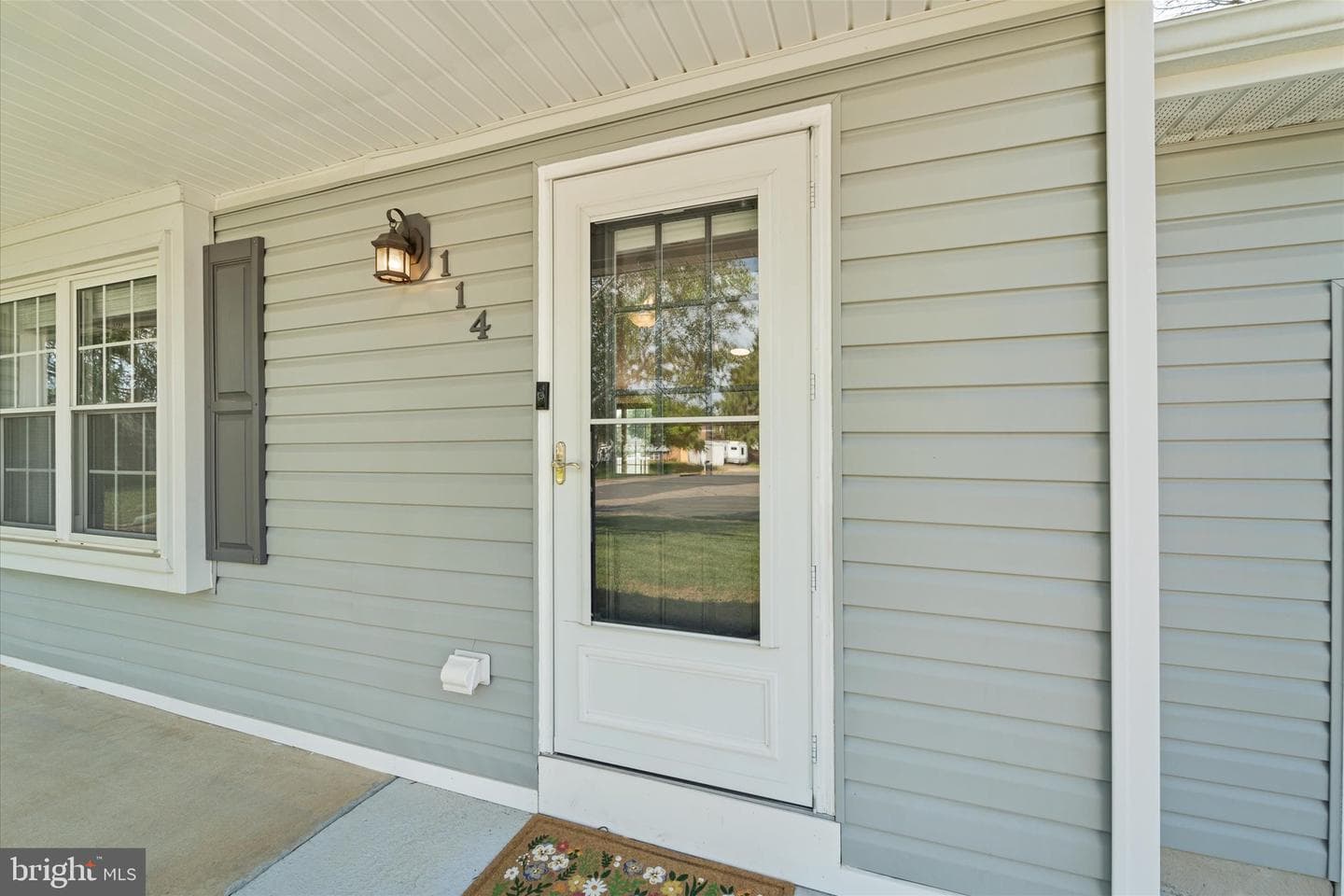114 Birch Street NE photo 4