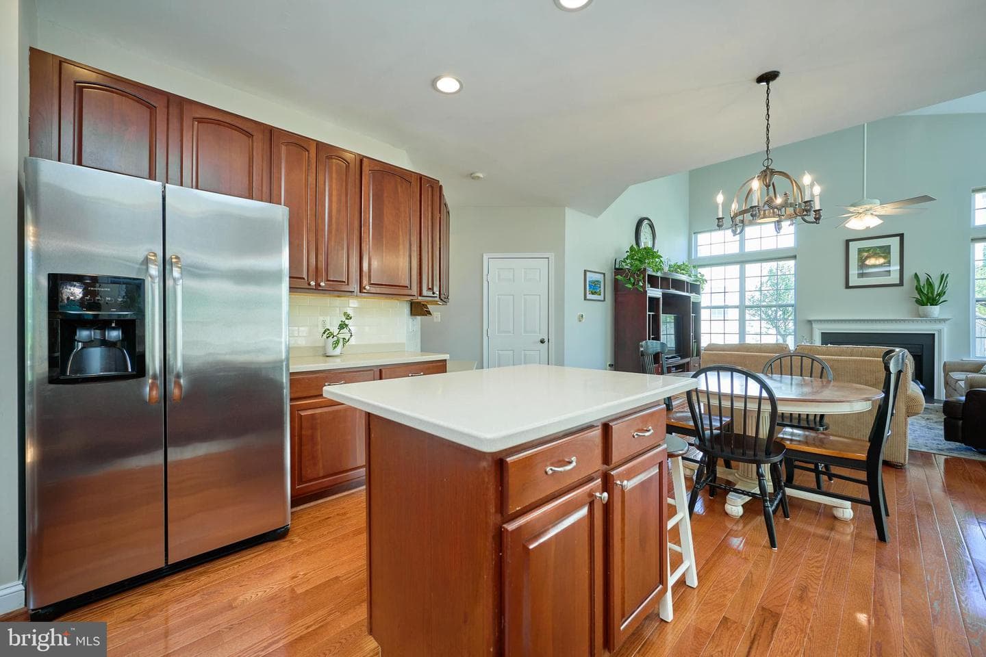 1706 Revere Court NE photo 12