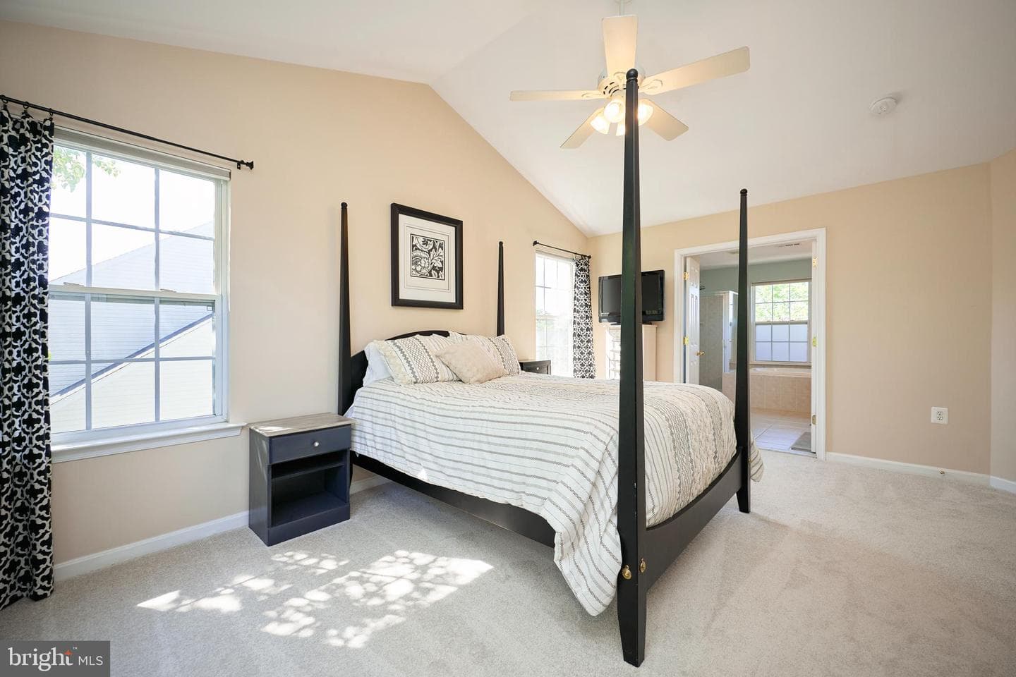 1706 Revere Court NE photo 25