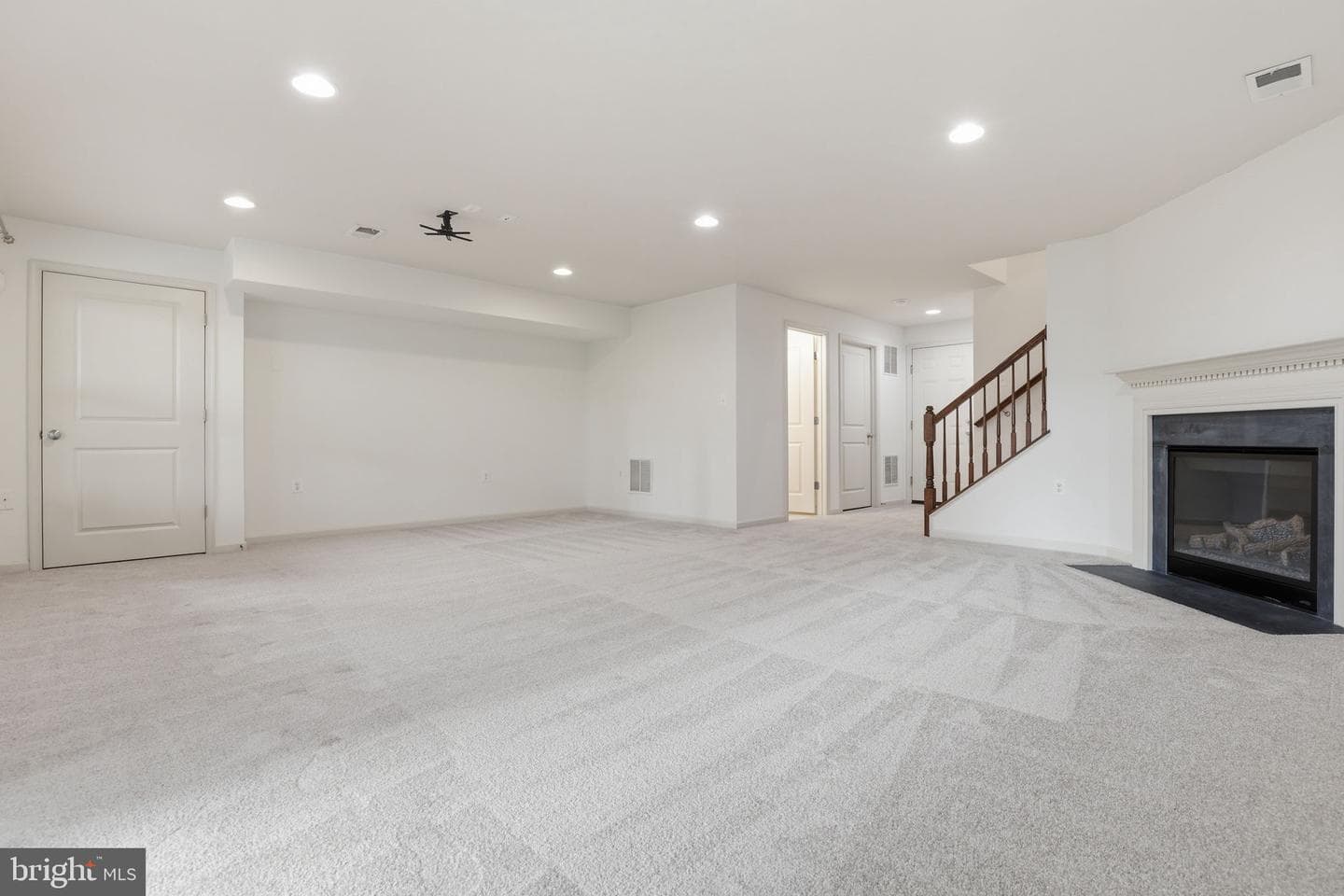 42537 Dreamweaver Drive photo 39