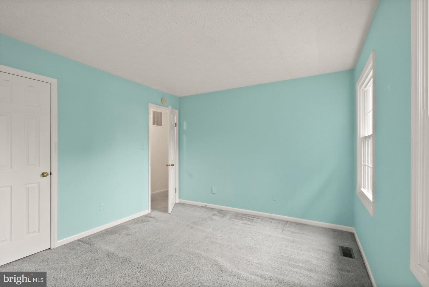 169 Applegate Drive photo 32