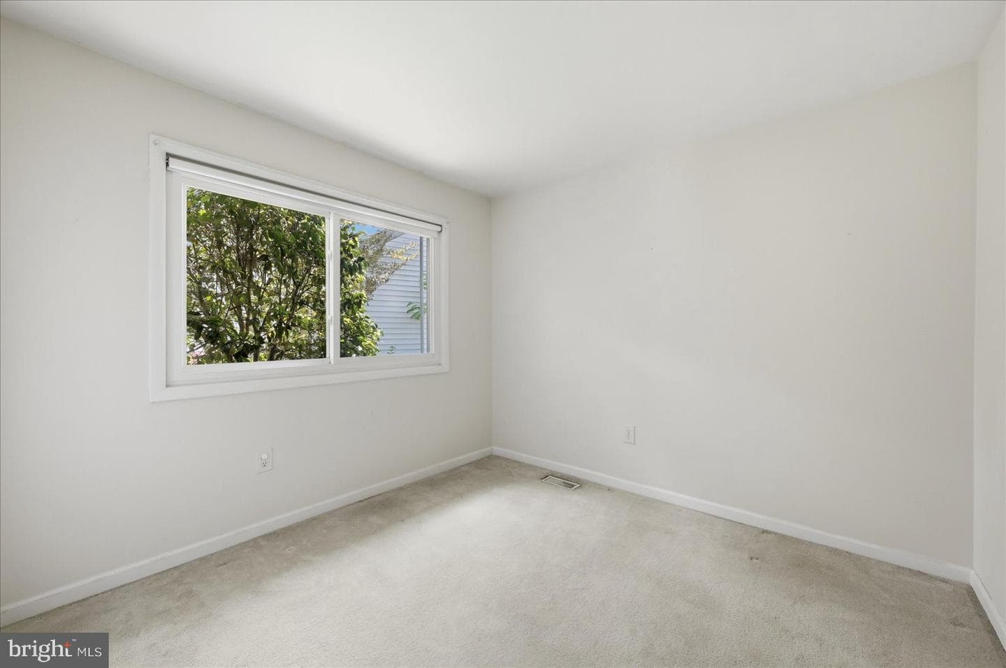 35 Biscayne Place photo 17