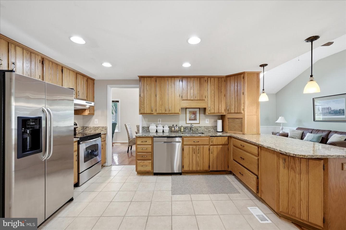 35 Biscayne Place photo 2