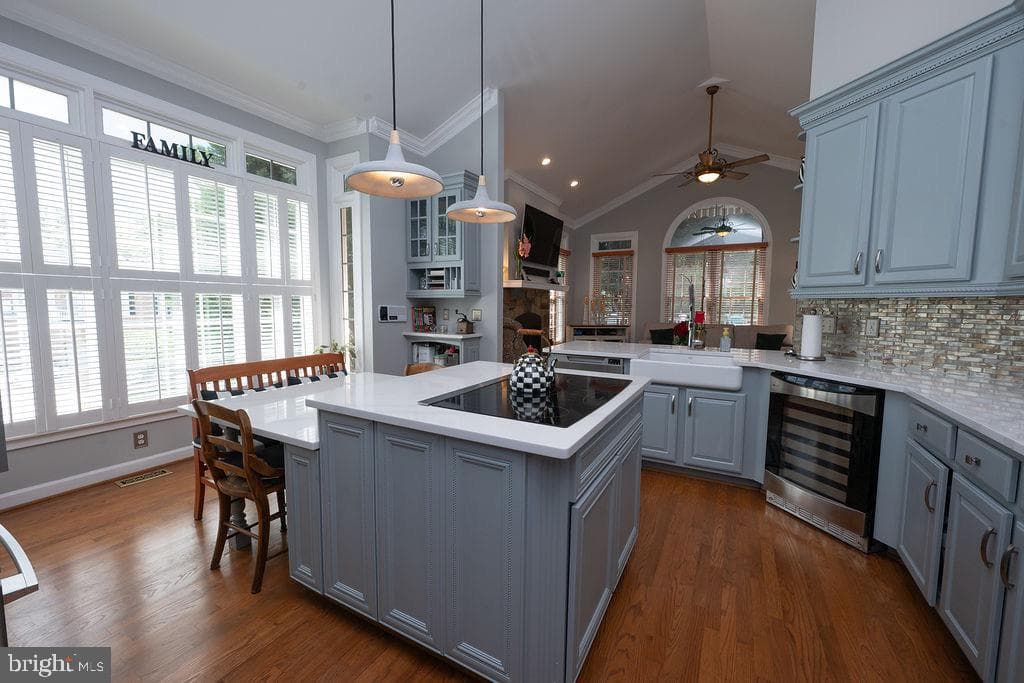 20283 Island View Court photo 8