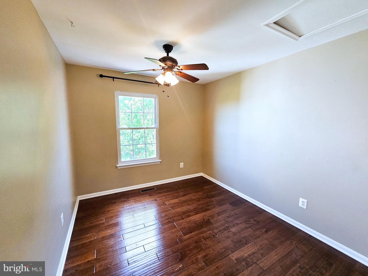 21747 Kings Crossing Terrace photo 38