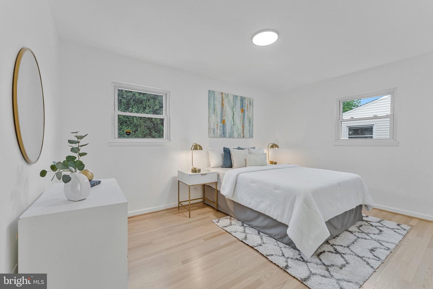 450 E E Street photo 11