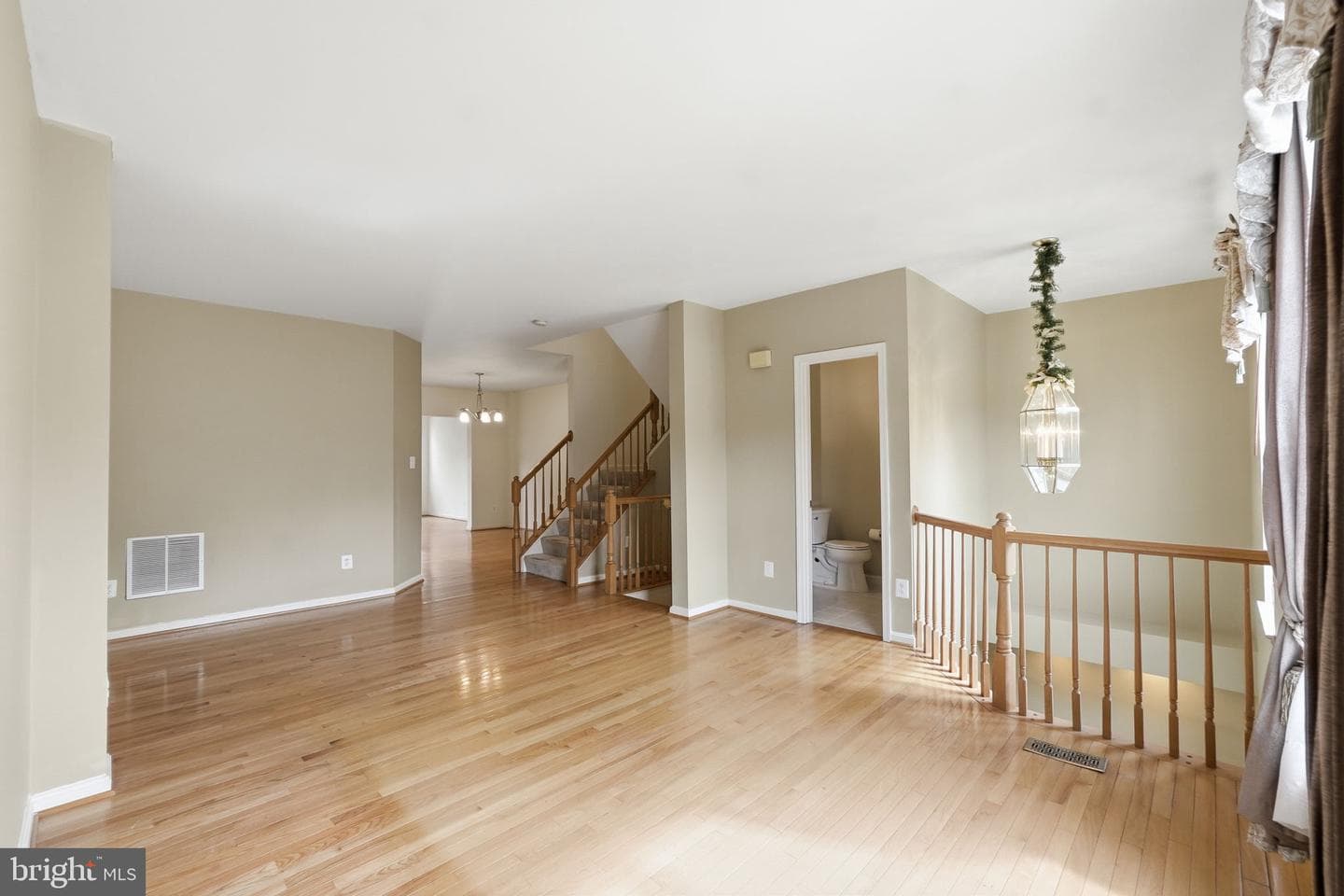 25402 Upper Clubhouse Drive photo 17