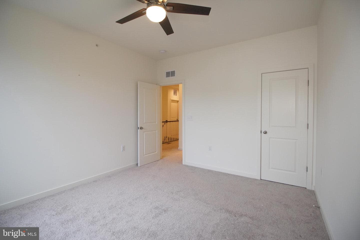45942 Raven Terrace photo 24