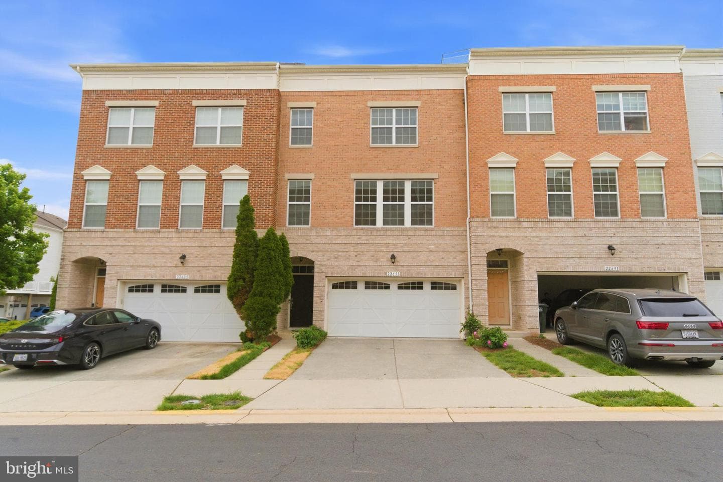 22693 Flowing Spring Square