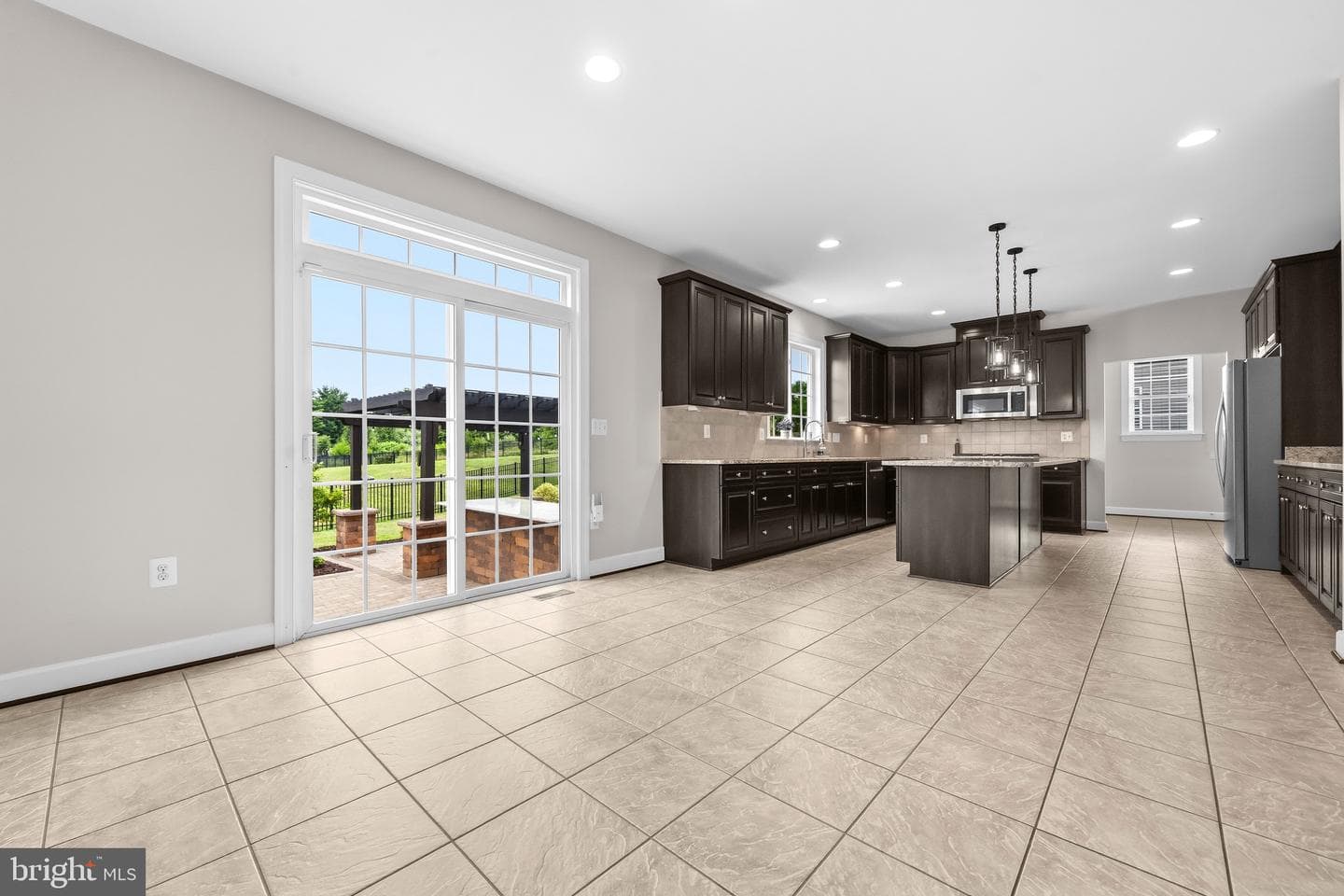 42093 Lochiel Lane photo 31