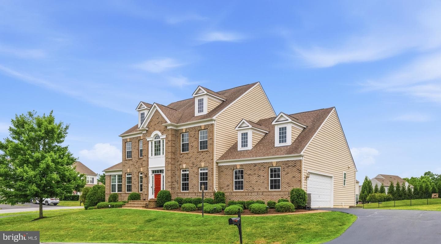 42093 Lochiel Lane photo 4