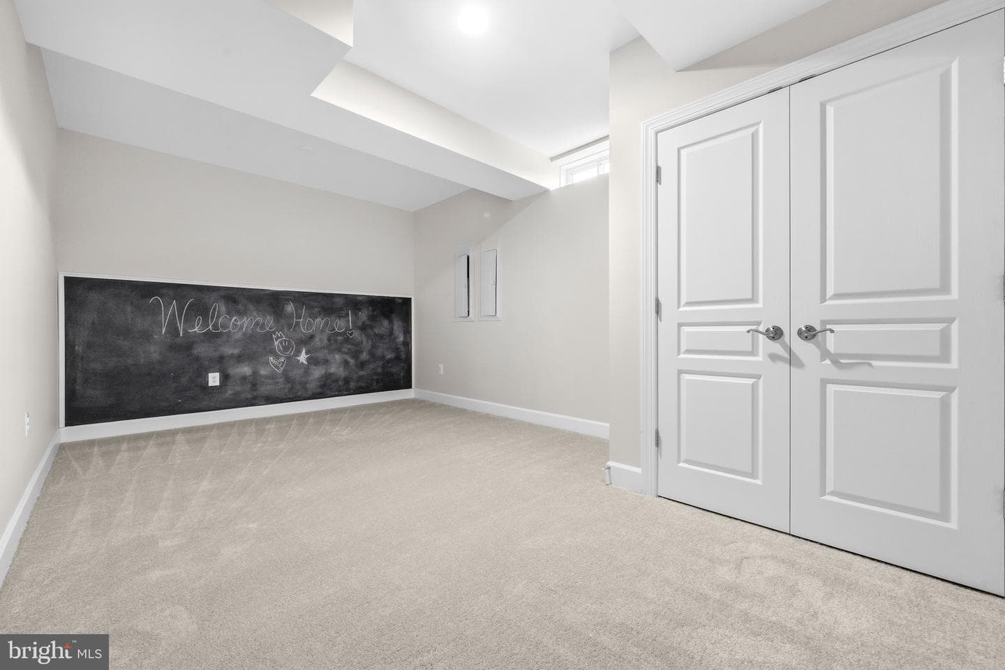 42093 Lochiel Lane photo 58