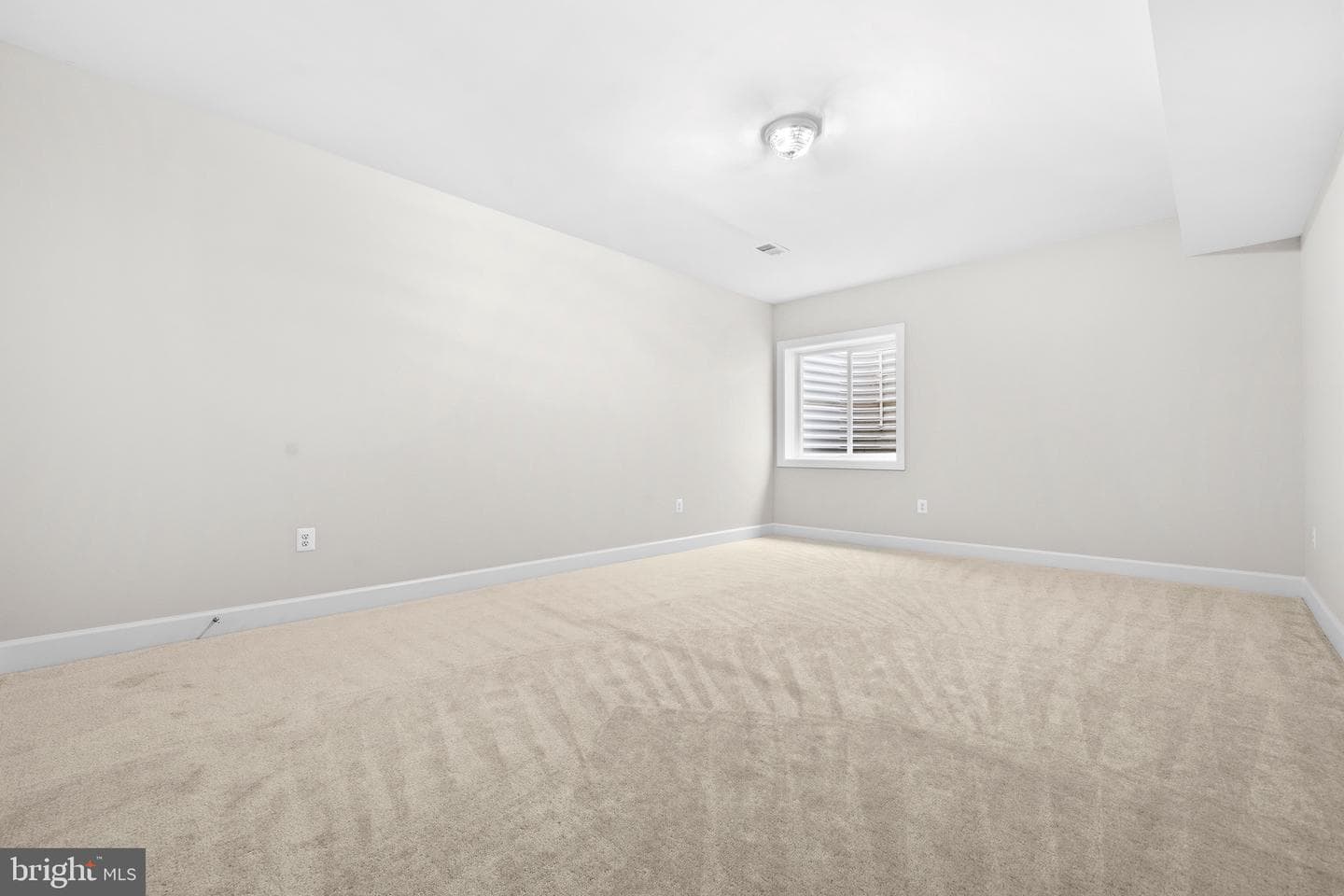 42093 Lochiel Lane photo 62