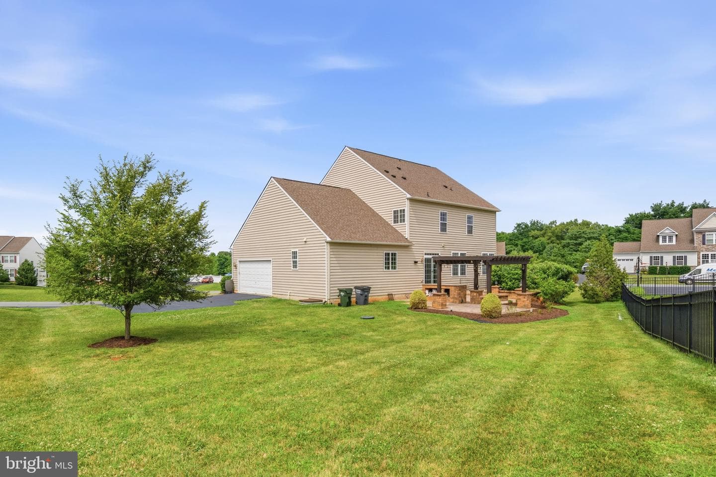 42093 Lochiel Lane photo 64
