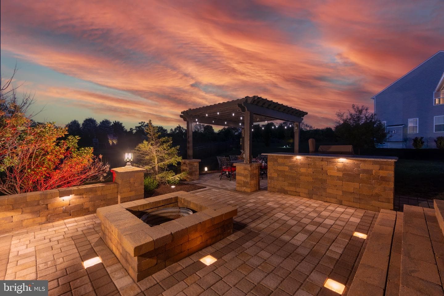 42093 Lochiel Lane photo 70