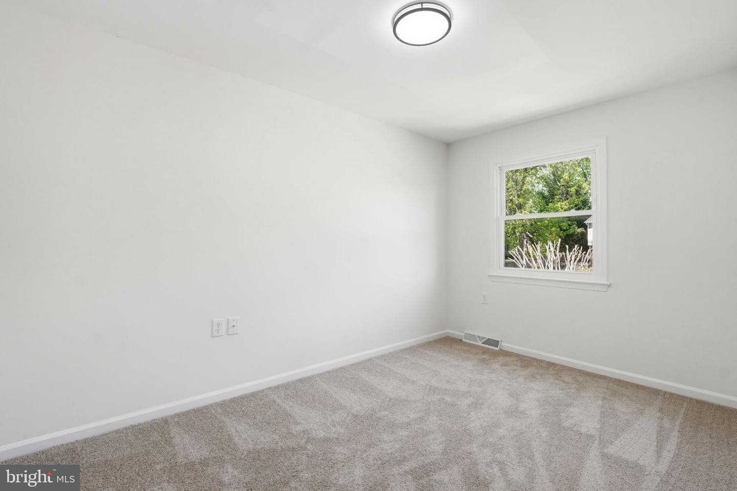 20 Sydnor Street photo 33