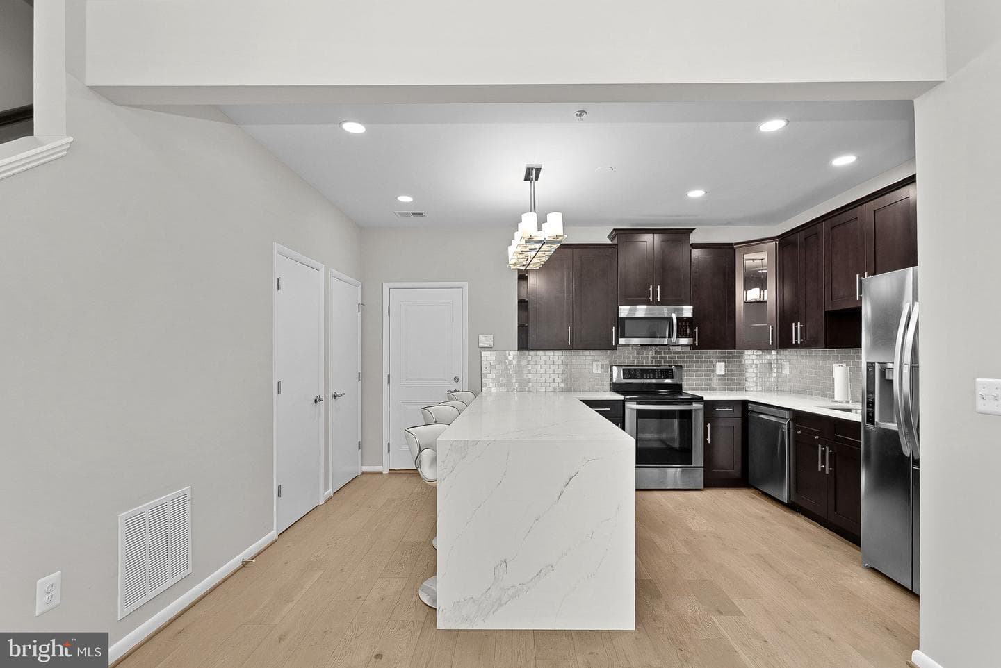 20567 Milbridge Terrace photo 7