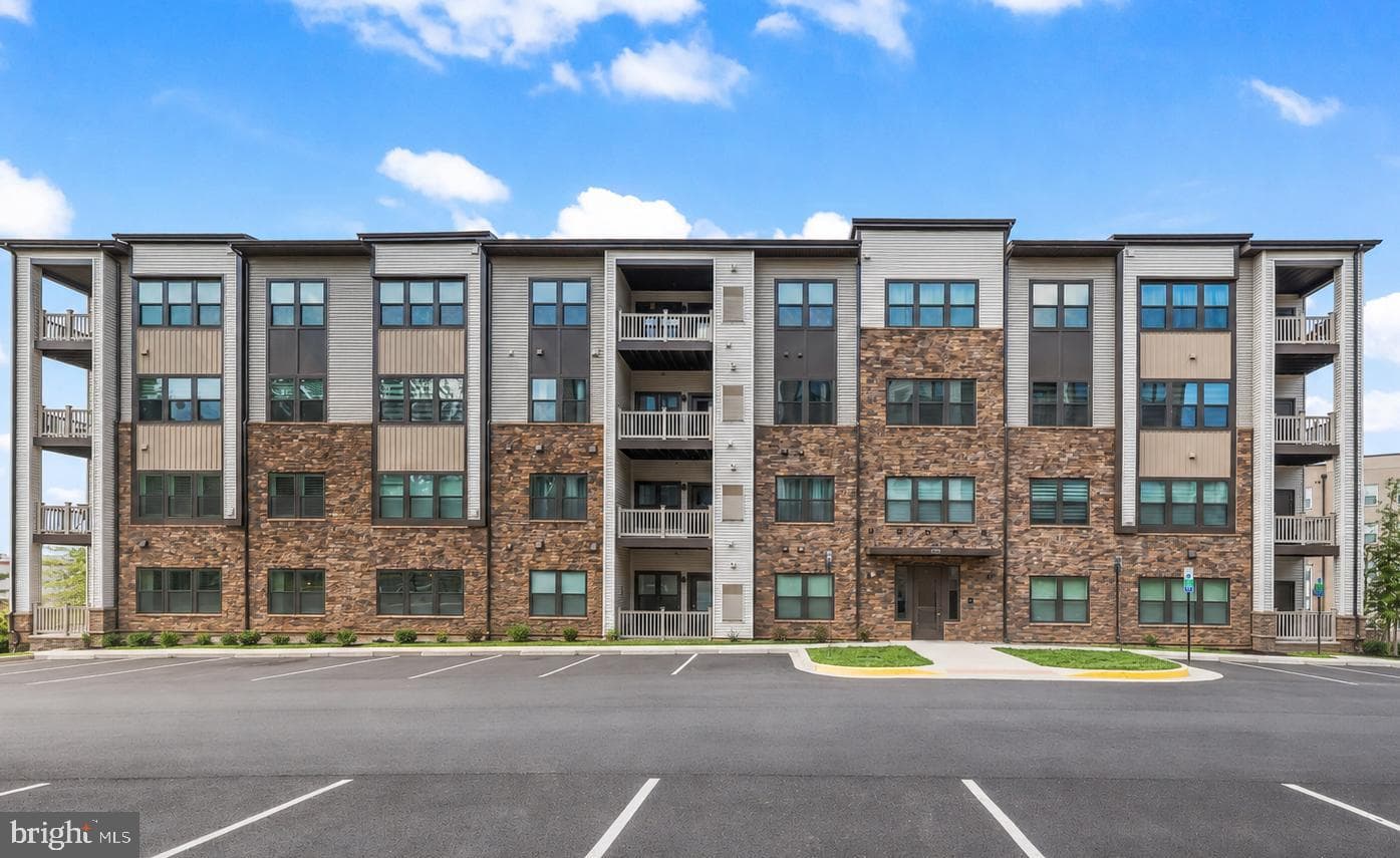46270 Mount Allen Terrace #101 photo 16