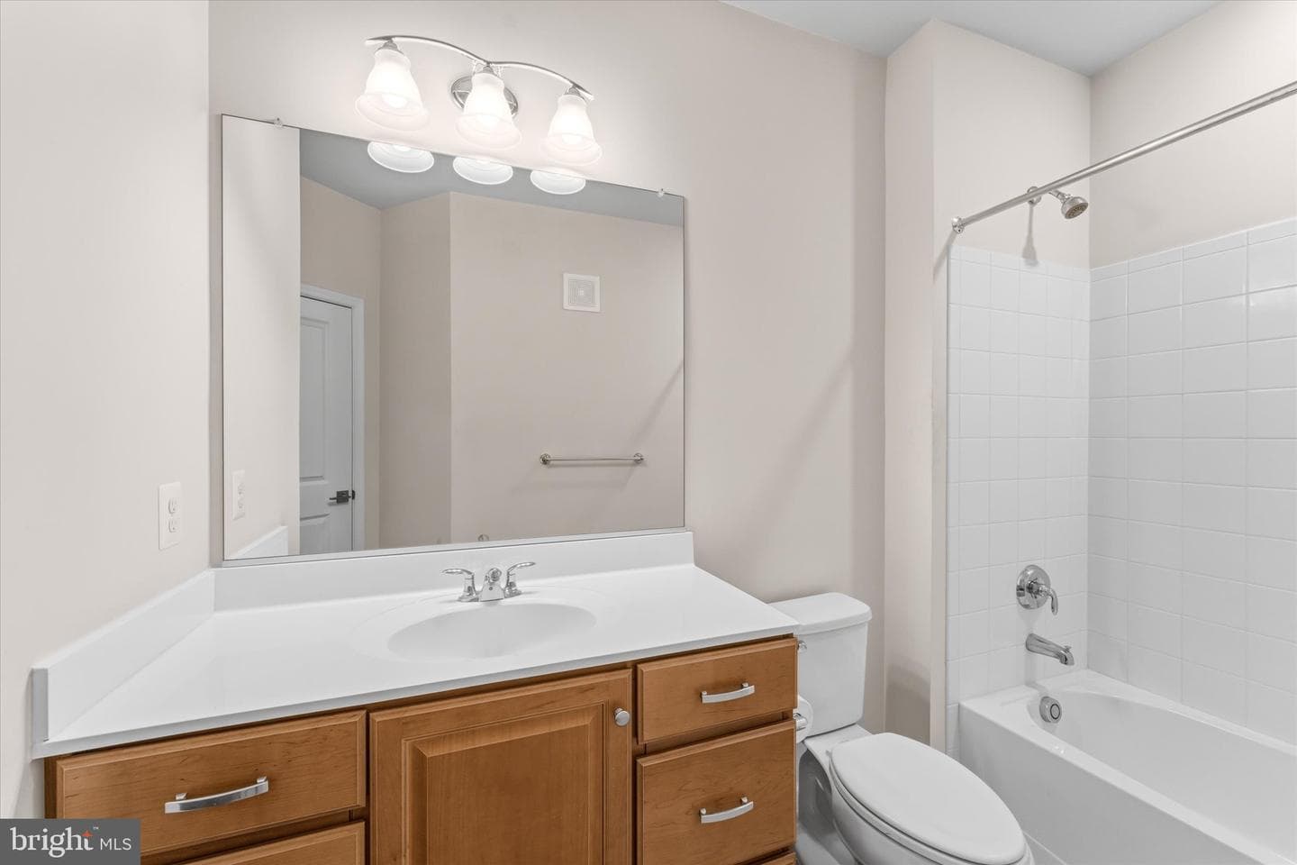 23265 Milltown Knoll Sq # 114 photo 26