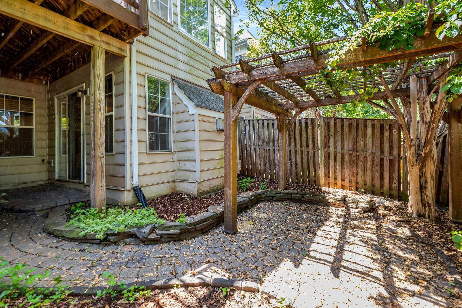 20605 Morningside Terrace photo 17