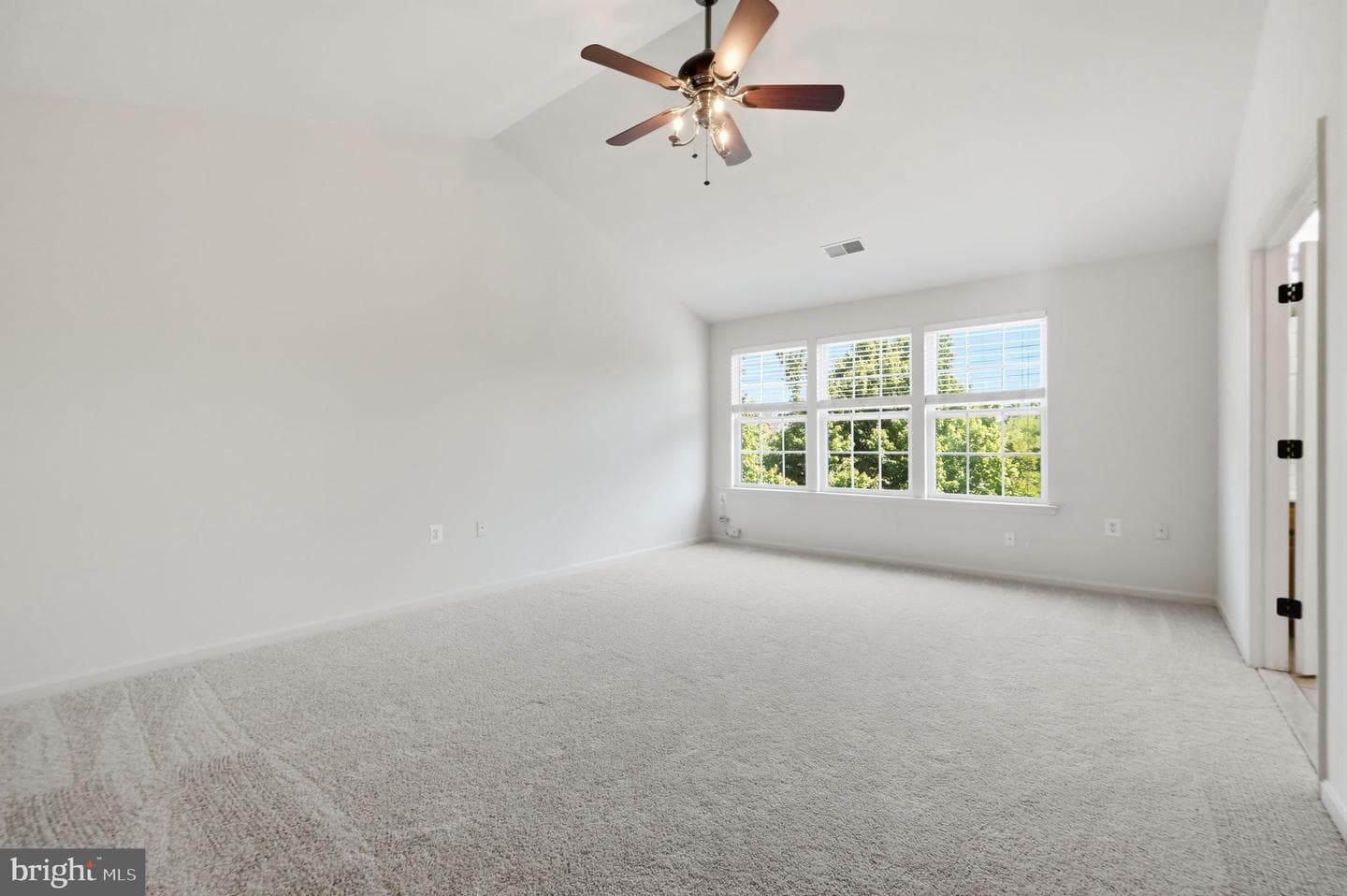 802 Ferndale Terrace NE photo 21