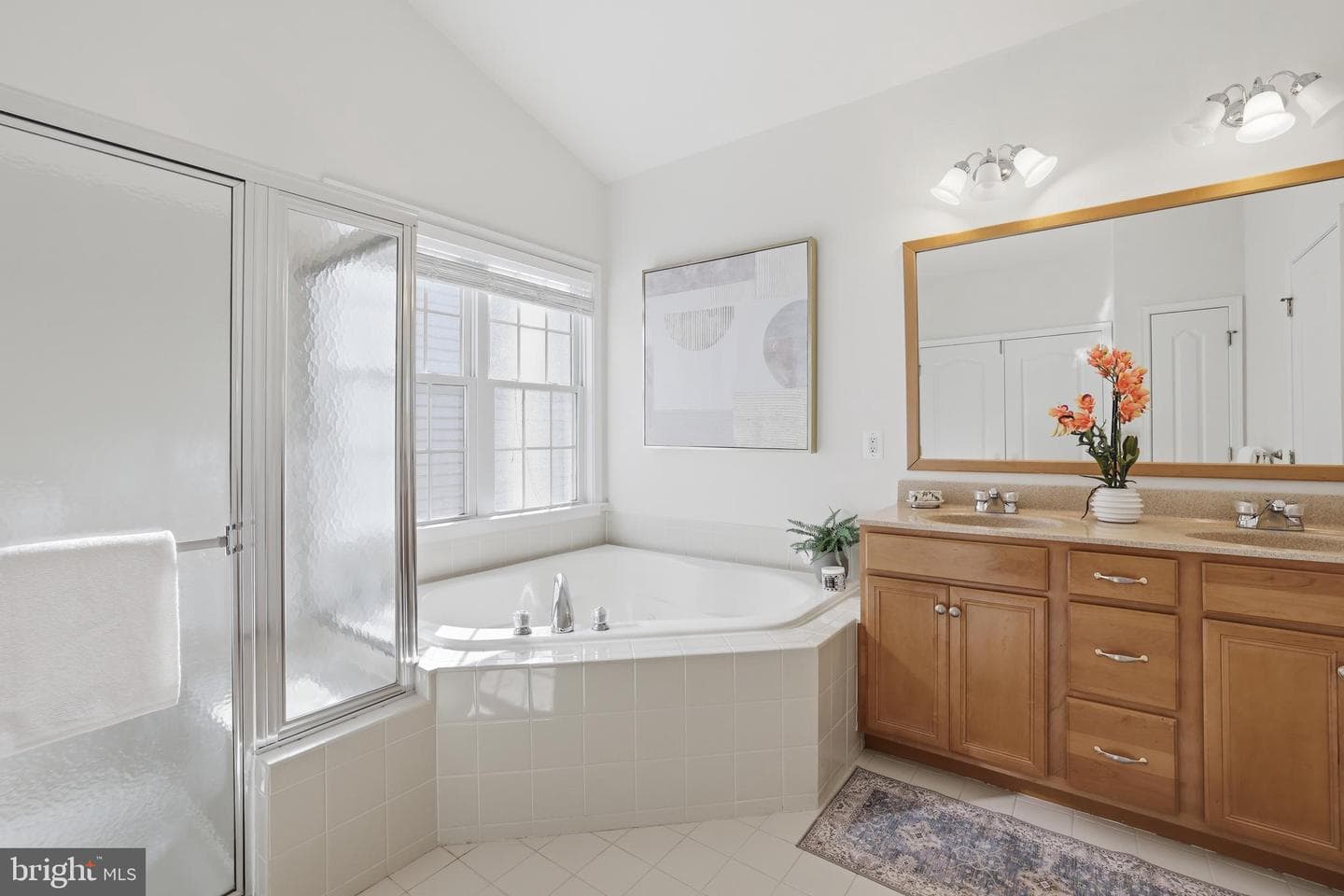 25209 Eisenhower Drive photo 32