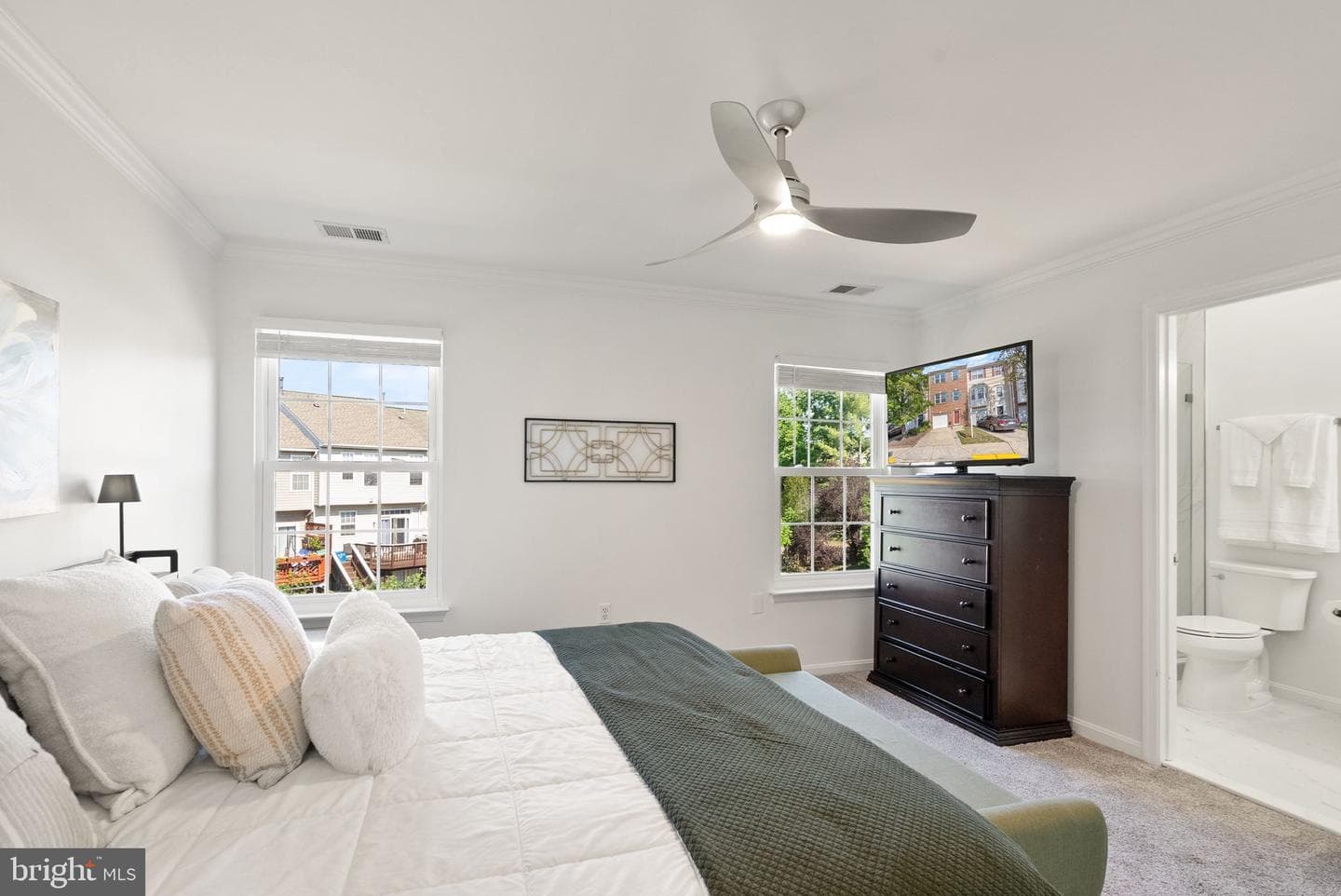 257 Golden Larch Terrace NE photo 16