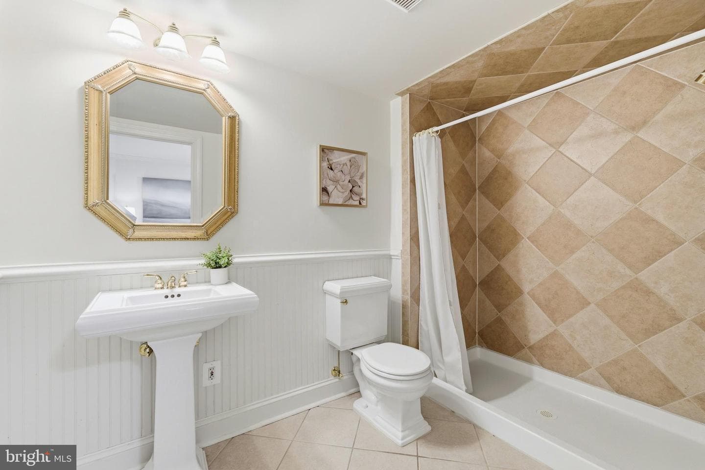 20888 Nerine Court photo 56