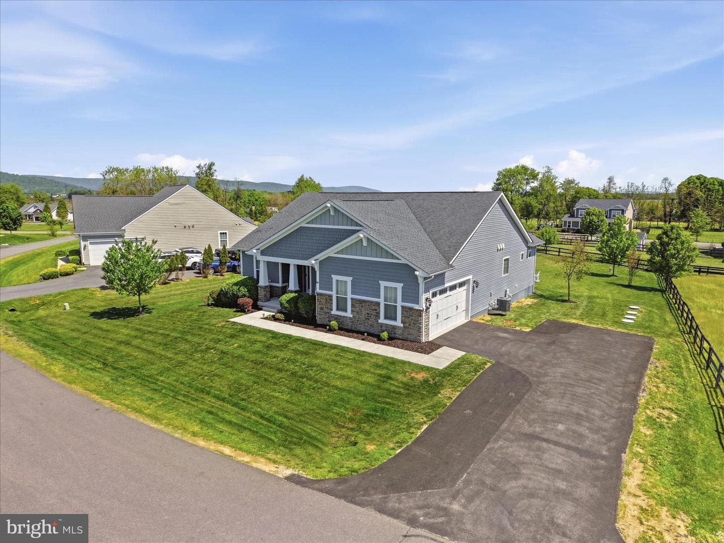 12104 Sunflower Field Place photo 58