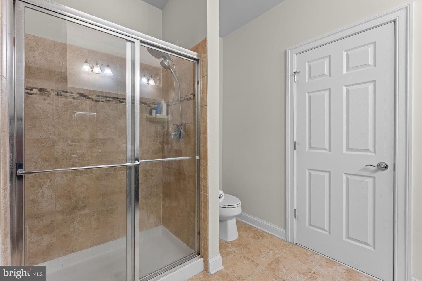 42831 Burrell Square photo 27