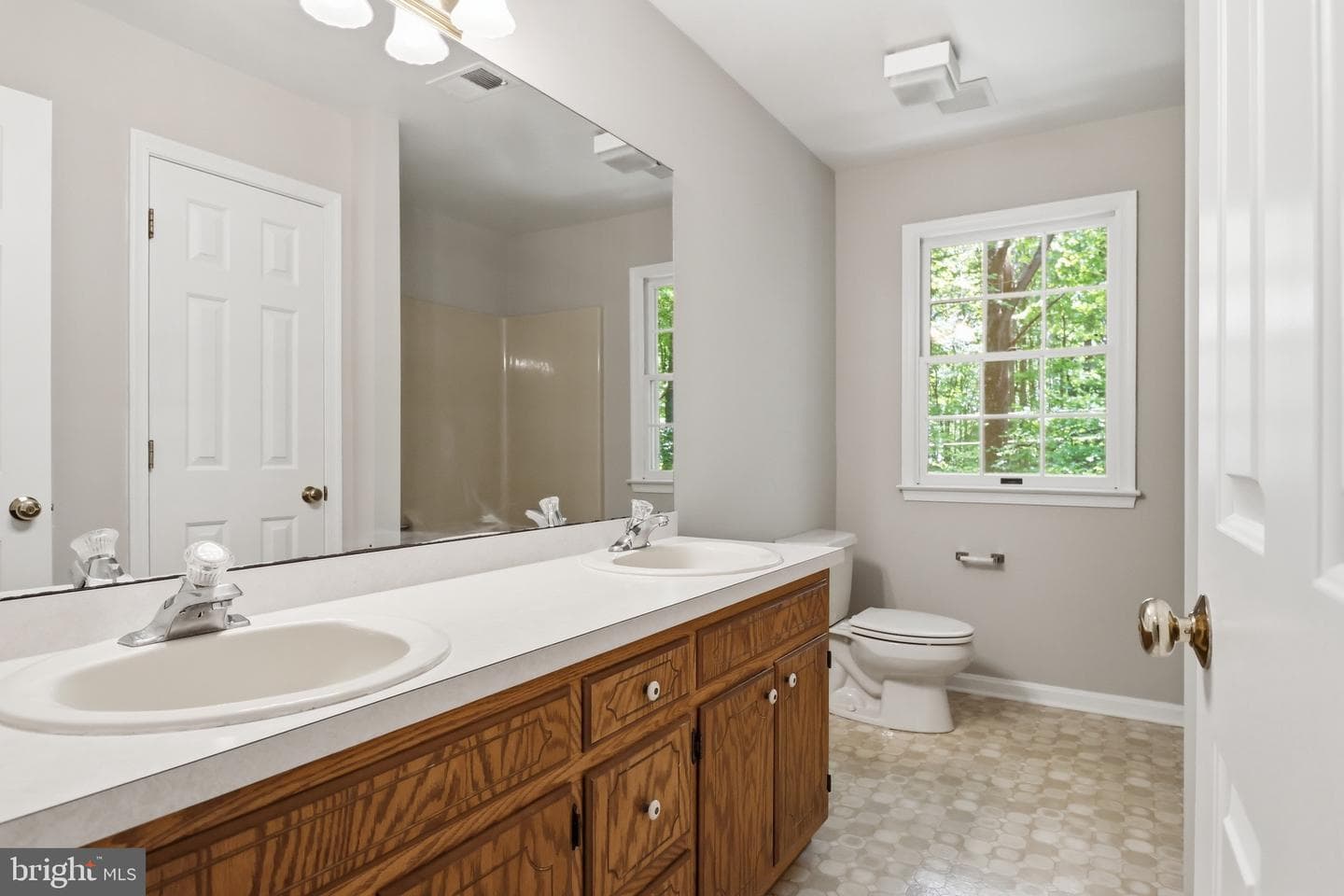 14424 Dove Ln photo 36