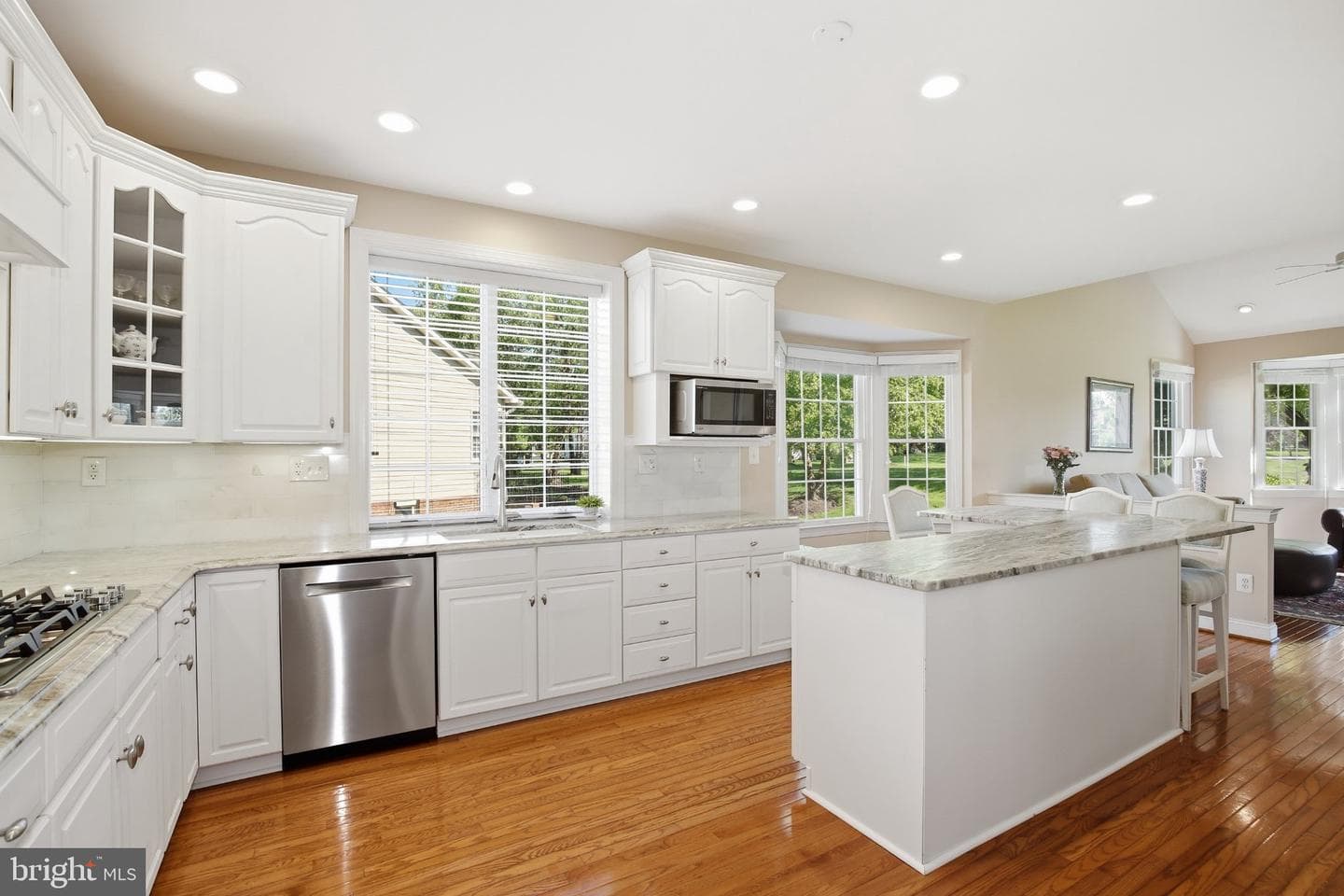 43464 Foxgrove Court photo 10