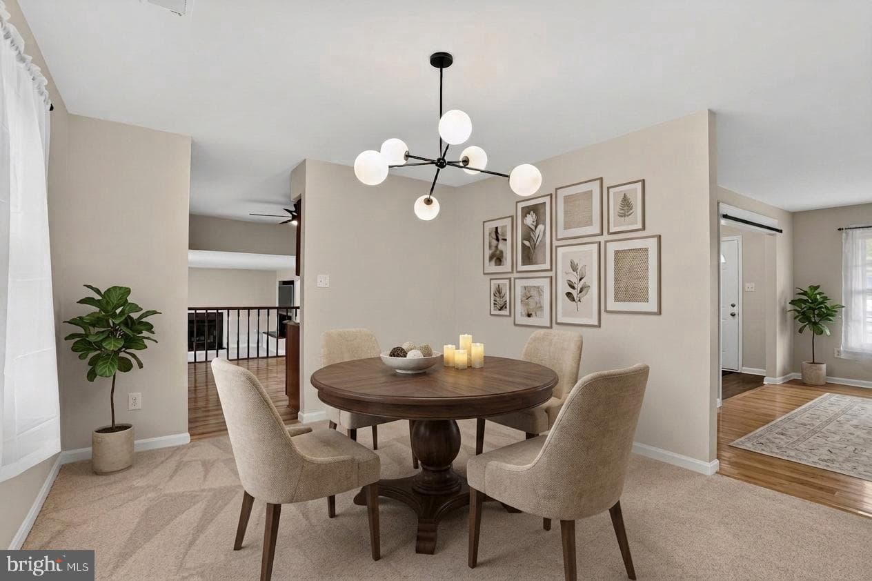 306 Lounsbury Court NE photo 4