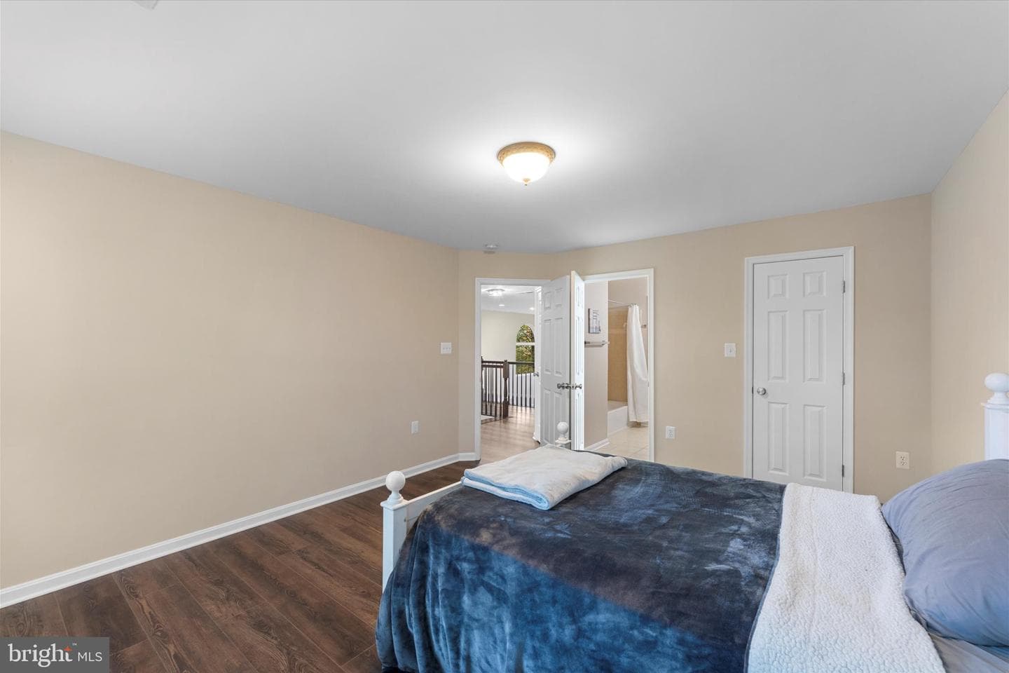 913 Strawberry Court photo 40