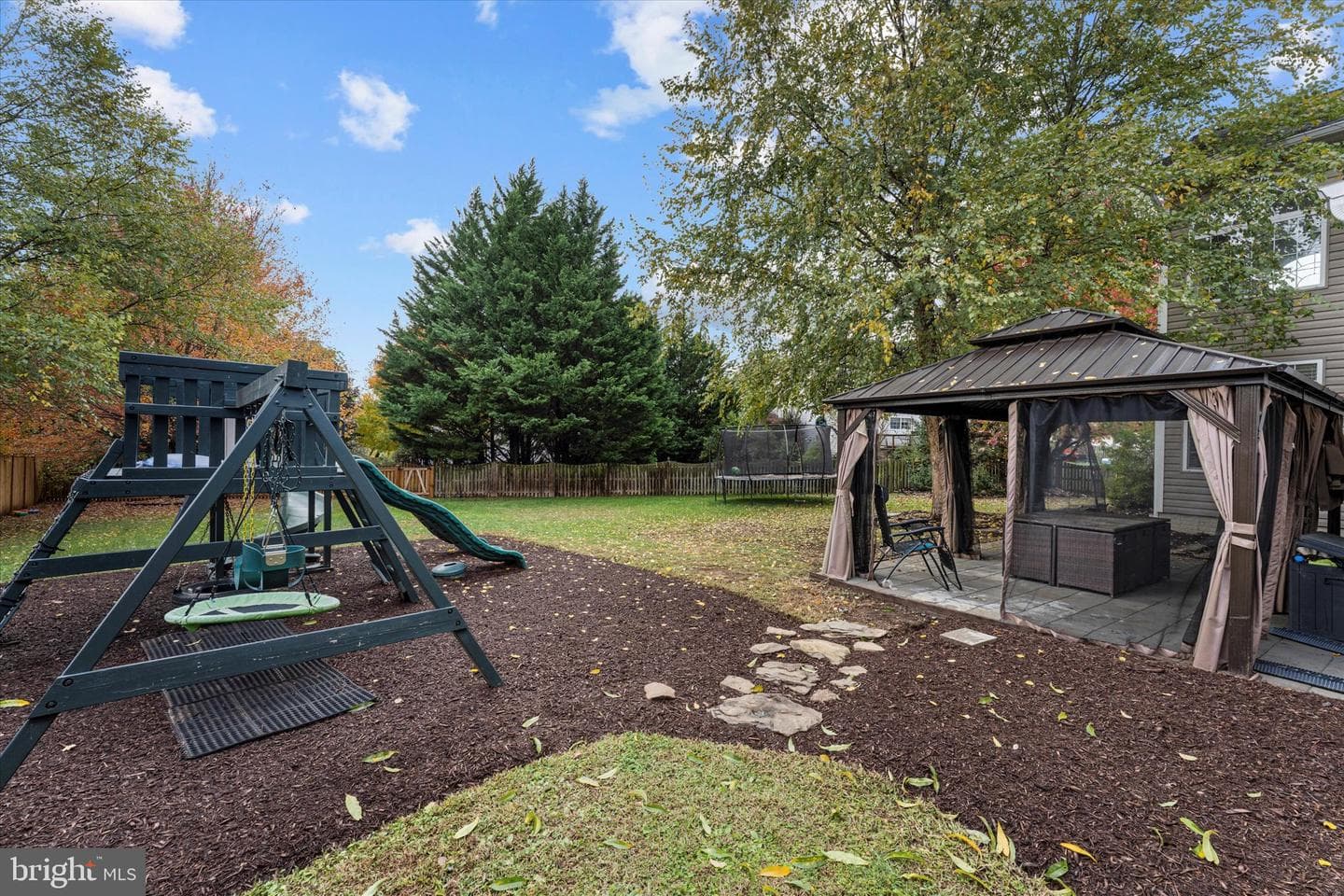 913 Strawberry Court photo 49