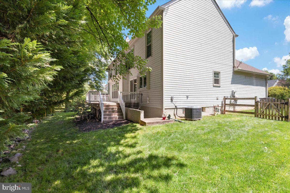 47076 Stillwood Place photo 51