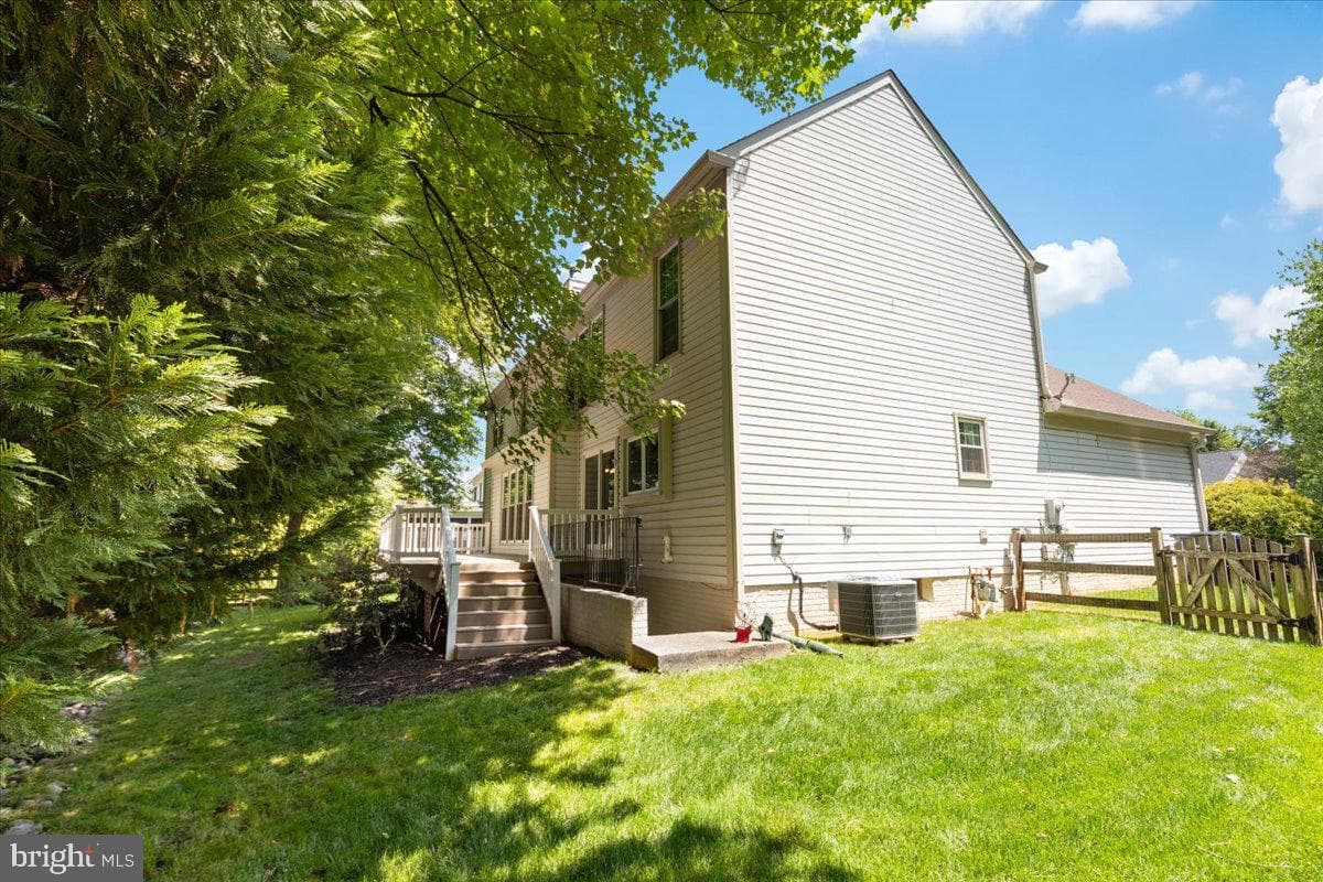 47076 Stillwood Place photo 53