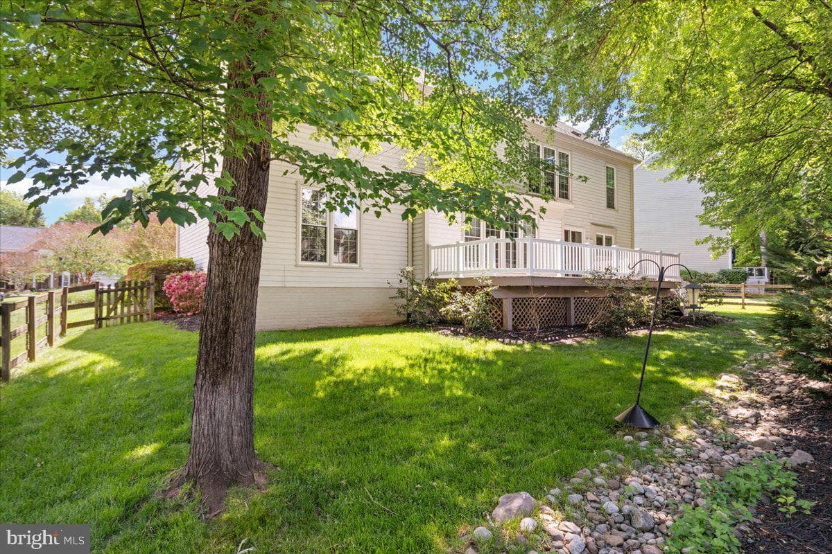 47076 Stillwood Place photo 56
