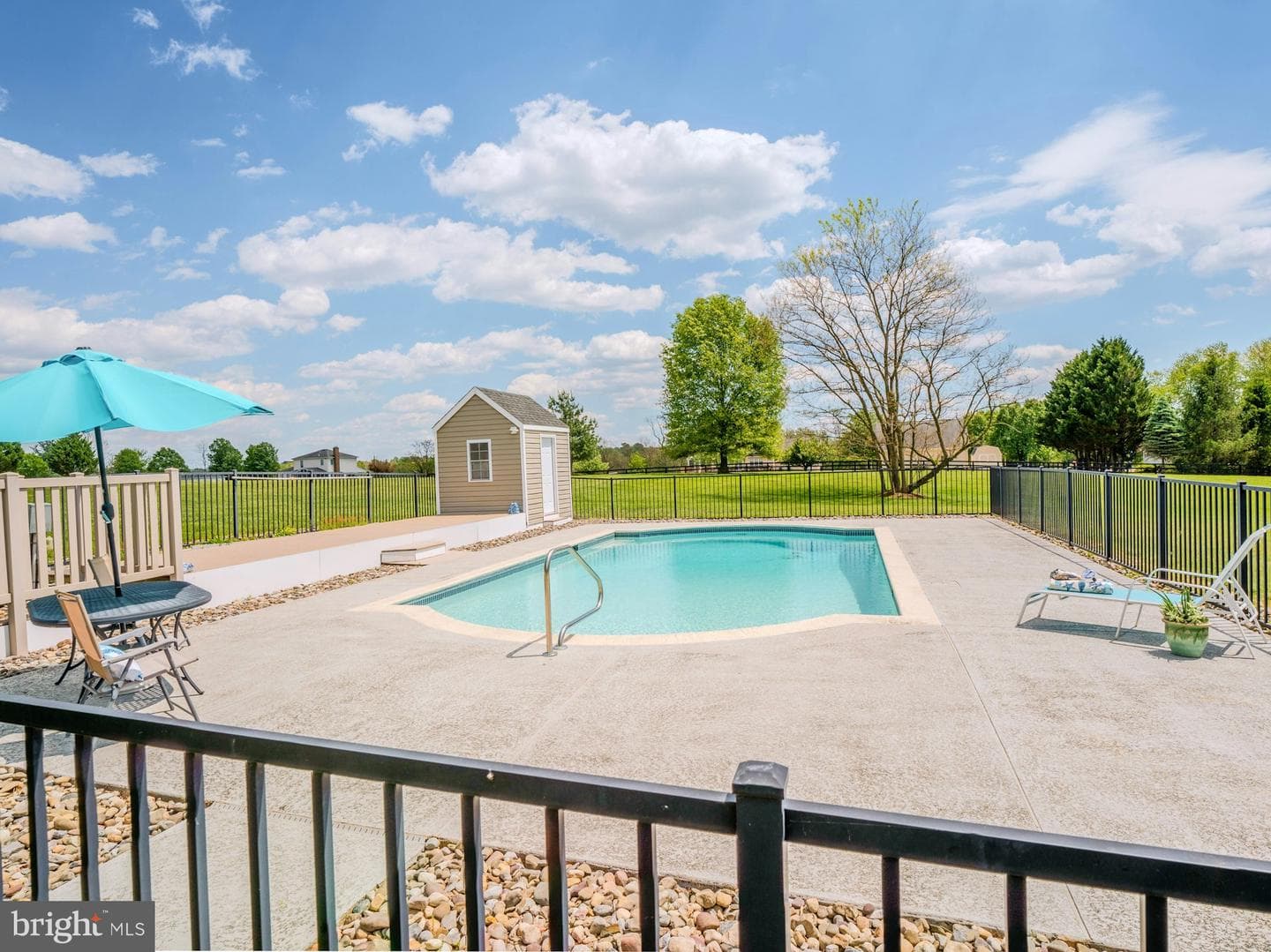 39833 Canterfield Court photo 35