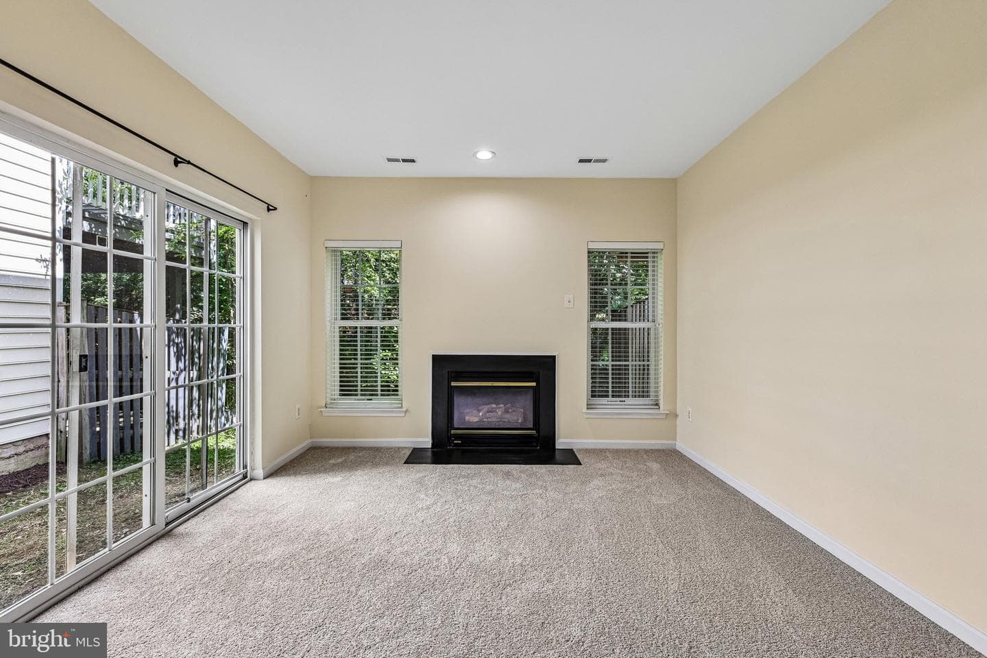 26071 Nimbleton Square photo 42
