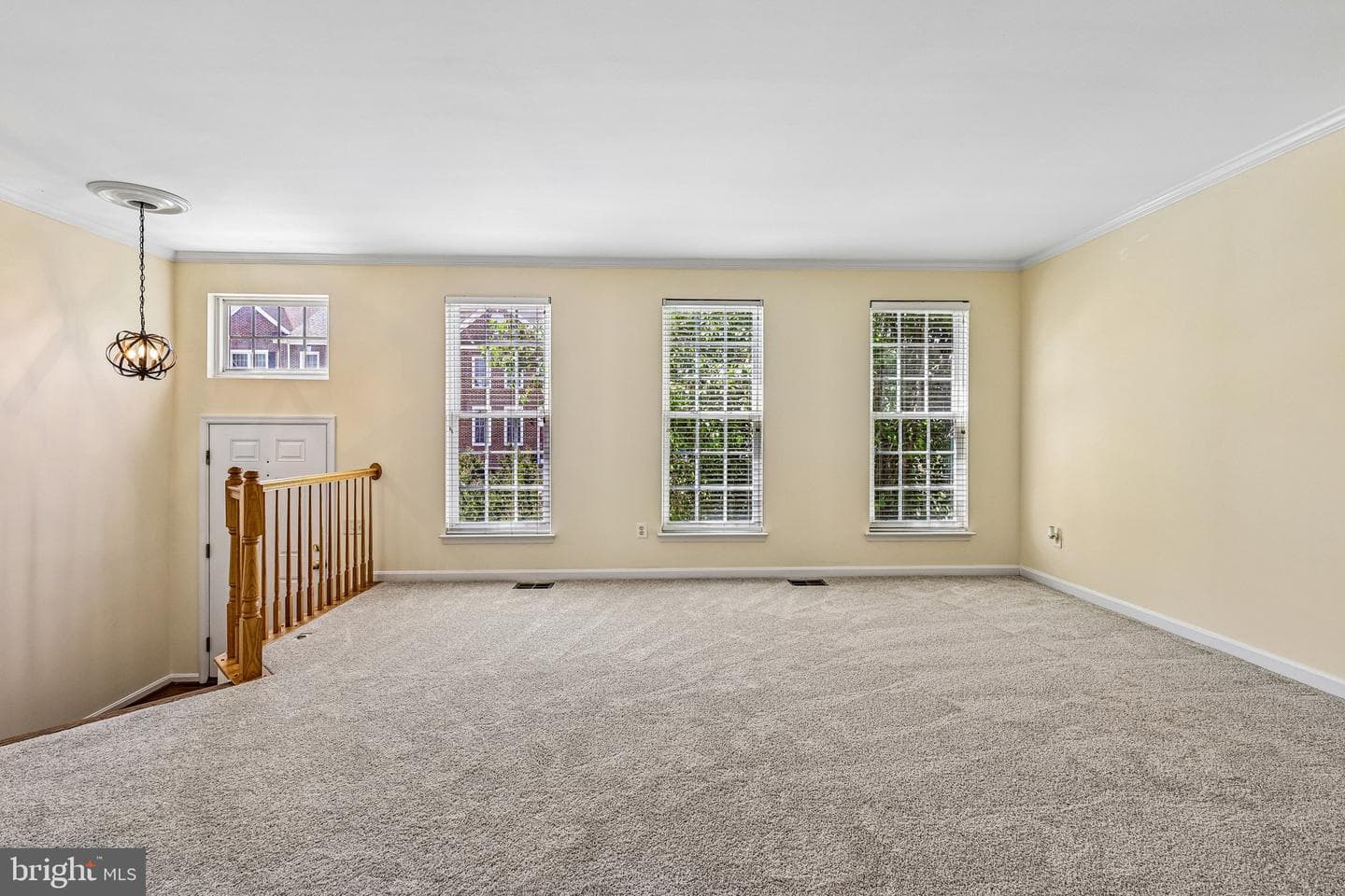 26071 Nimbleton Square photo 7
