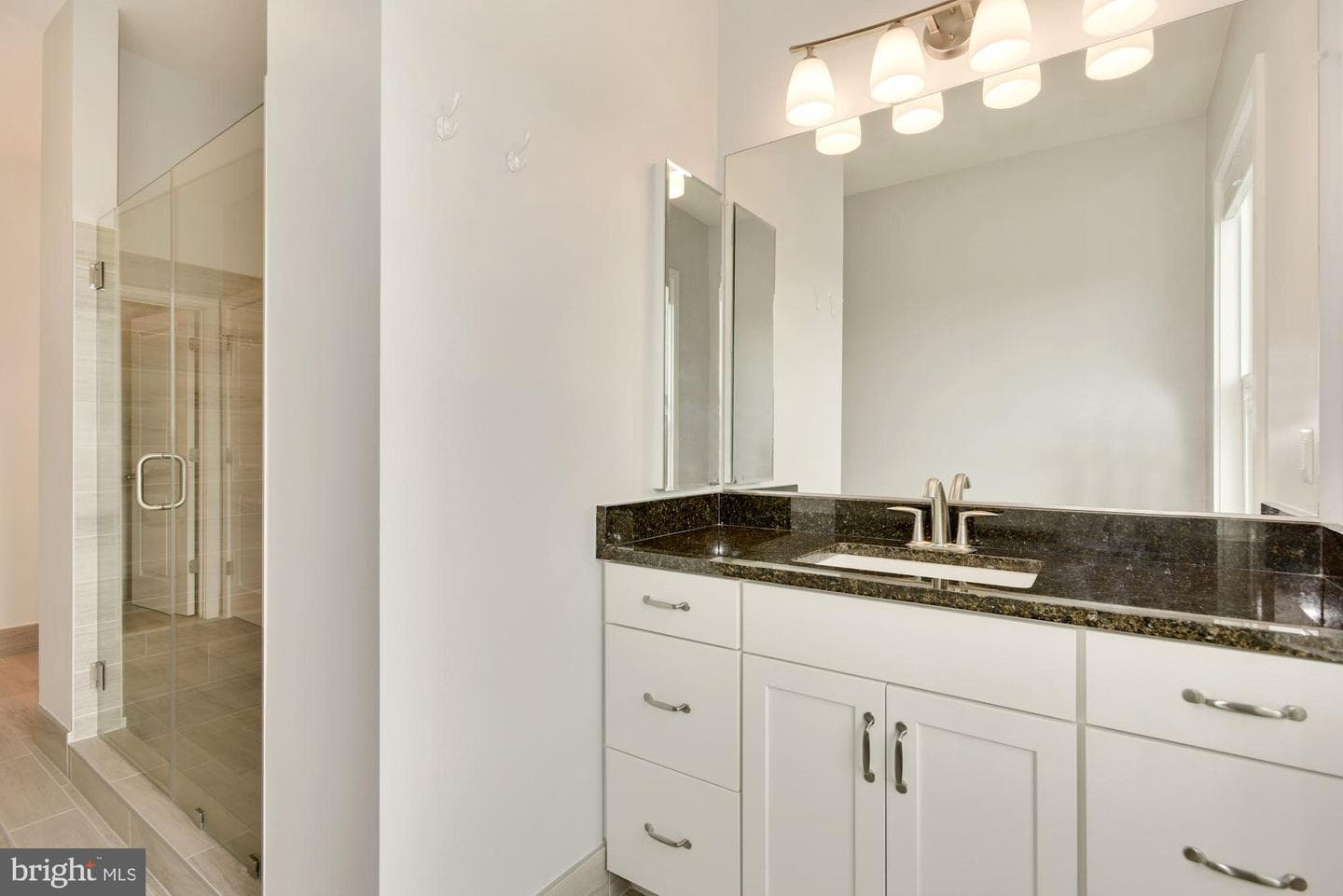 23094 Sullivans Cove Square photo 29
