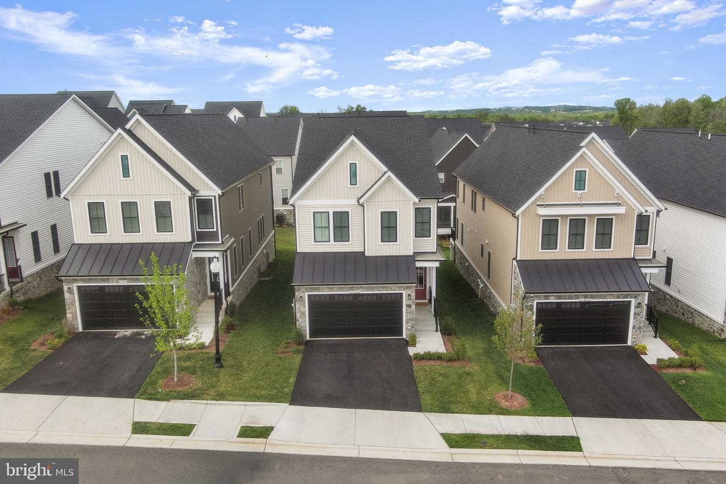 41800 Mellowed Ivory Place photo 3