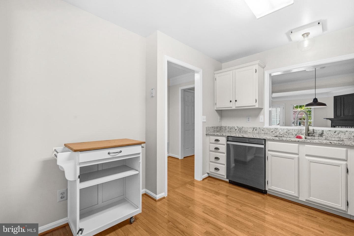 540 Currant Terrace NE photo 12