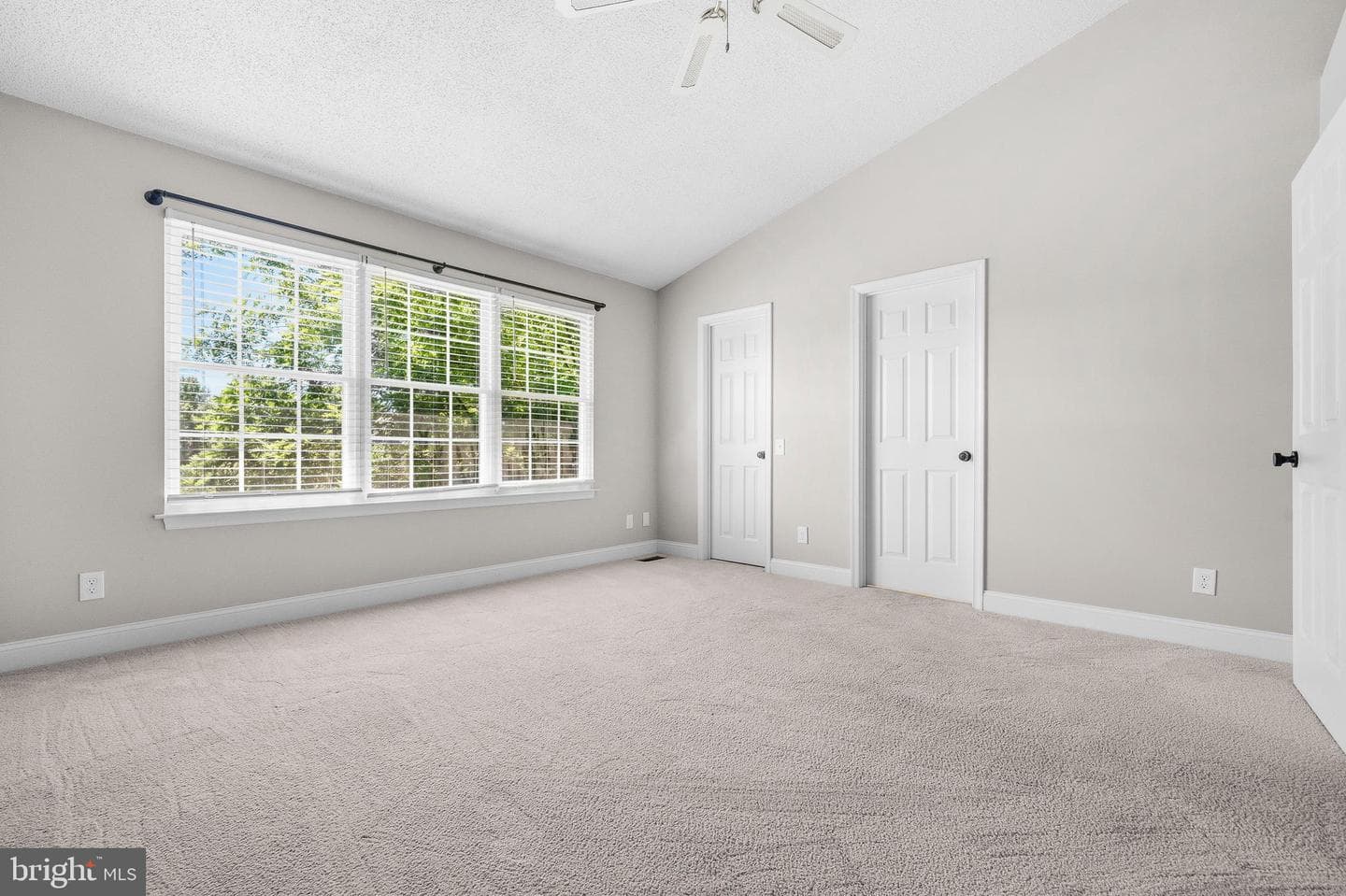 540 Currant Terrace NE photo 27