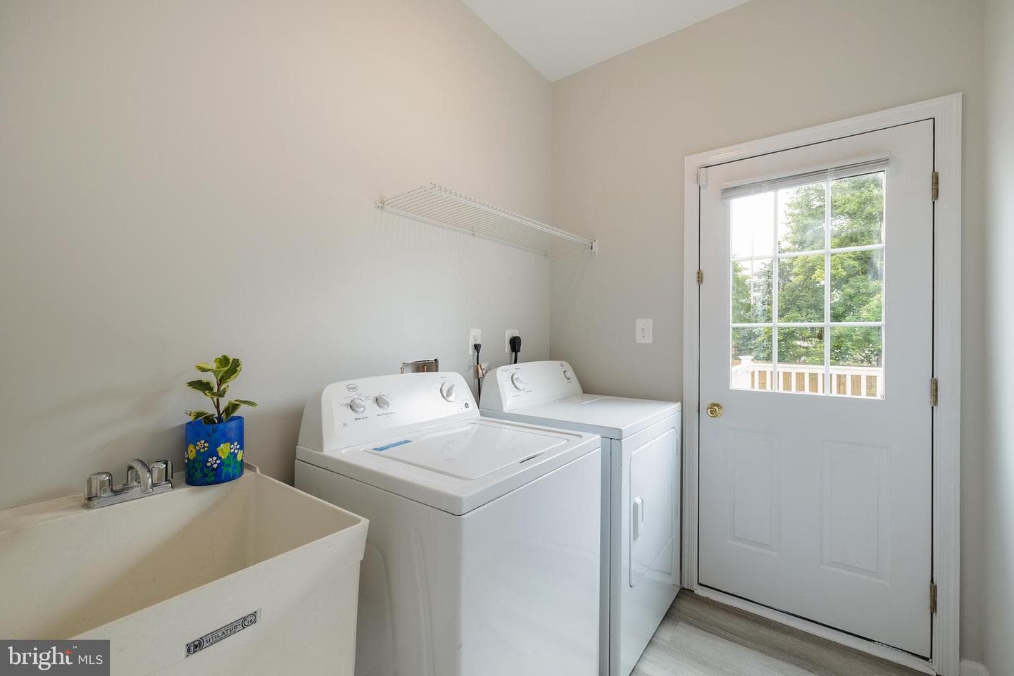 22829 Queensbridge Drive photo 20